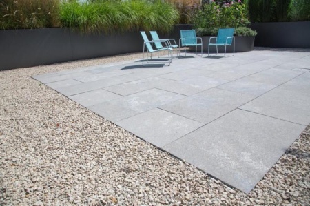 Dalles sur plots &agrave; Woerth : avantages et pose r&eacute;ussie